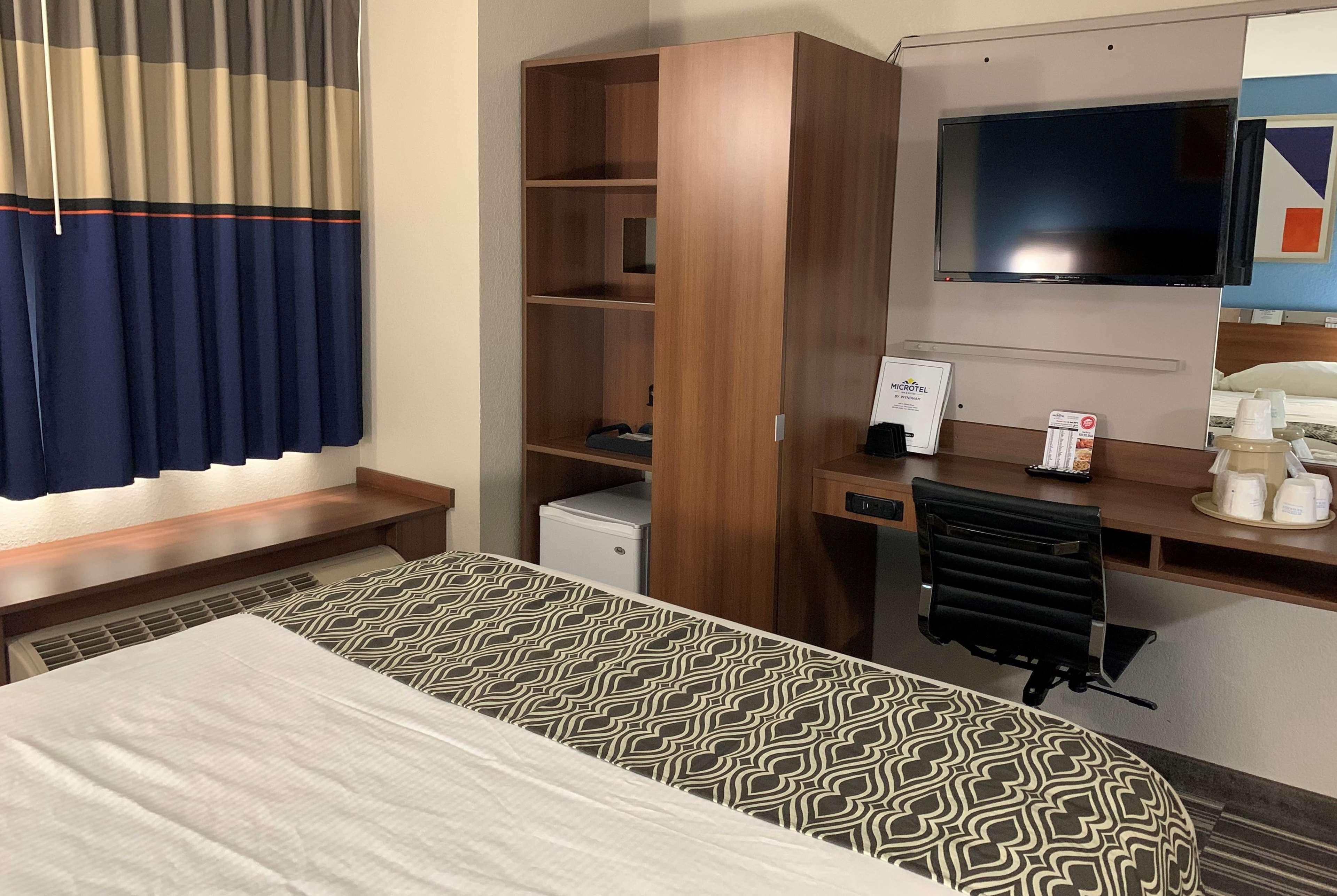 Microtel Inn & Suites By Wyndham Fond Du Lac Dış mekan fotoğraf