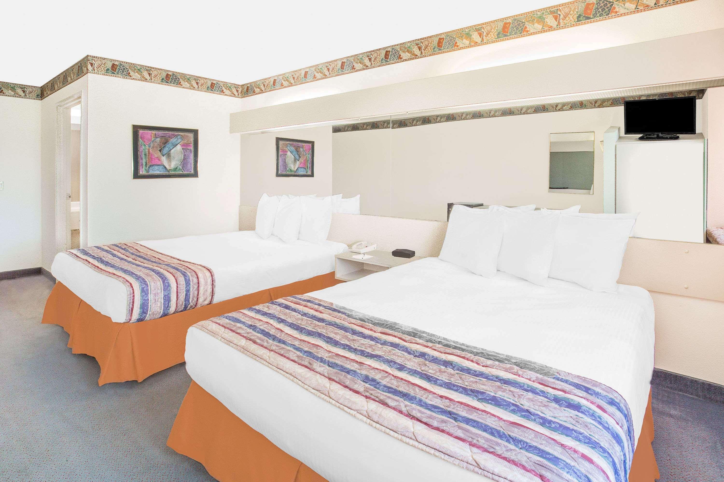 Microtel Inn & Suites By Wyndham Fond Du Lac Dış mekan fotoğraf