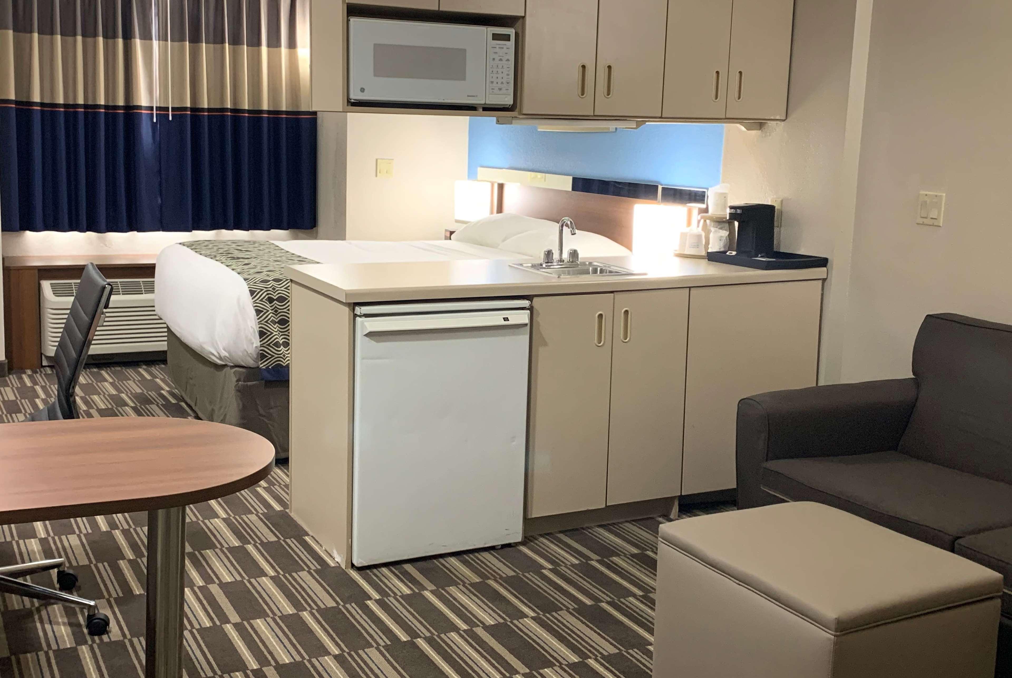 Microtel Inn & Suites By Wyndham Fond Du Lac Dış mekan fotoğraf